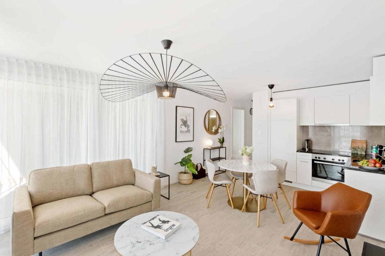 Olympia Homes Beautifully Furnished Flats Epalinges Exteriör bild