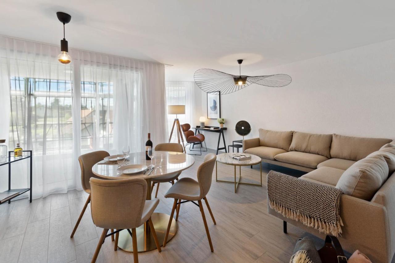 Olympia Homes Beautifully Furnished Flats Epalinges Exteriör bild