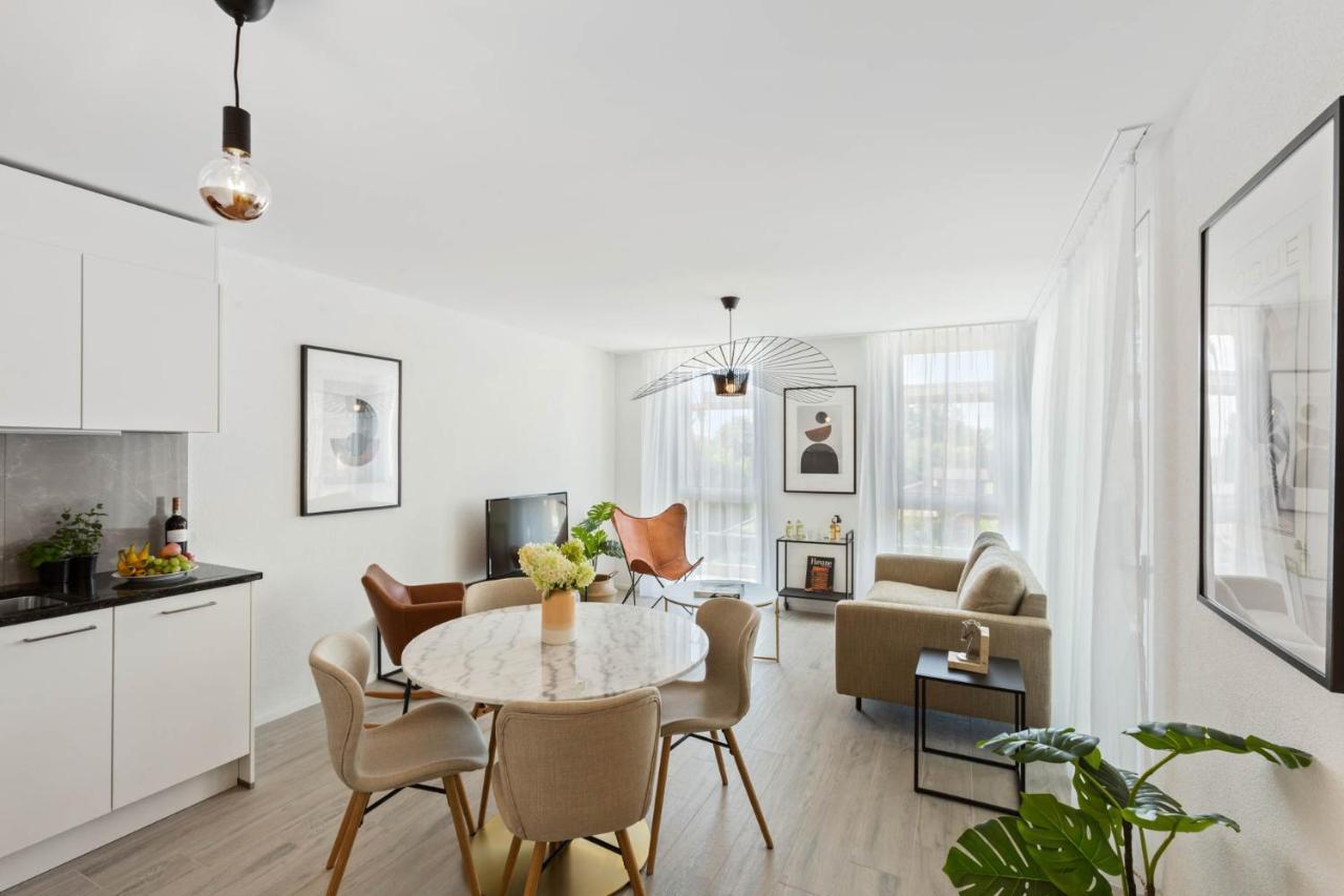 Olympia Homes Beautifully Furnished Flats Epalinges Exteriör bild