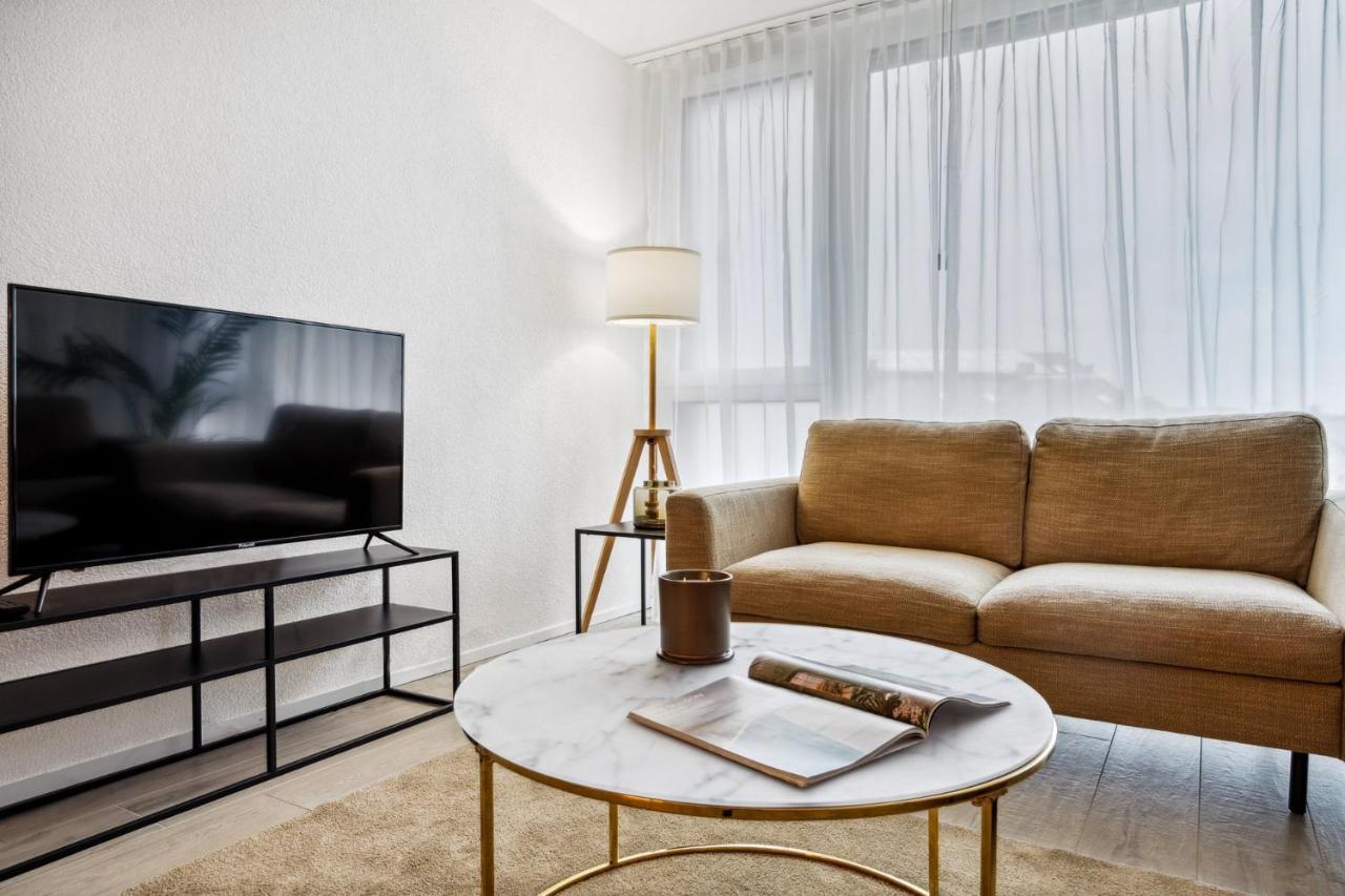 Olympia Homes Beautifully Furnished Flats Epalinges Exteriör bild