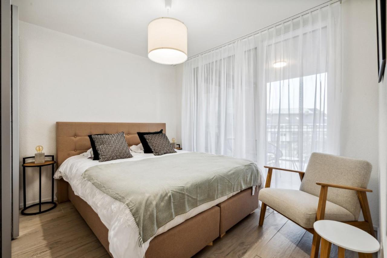 Olympia Homes Beautifully Furnished Flats Epalinges Exteriör bild
